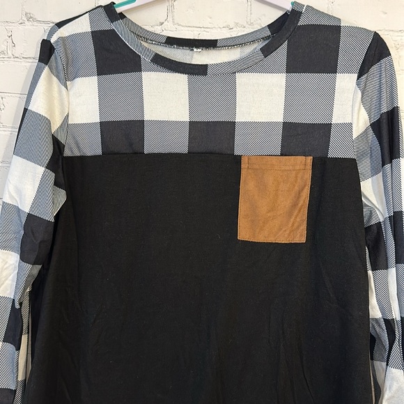 Nwot Amazon long sleeve black top - Picture 2 of 6